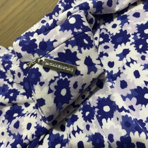 Michael Kors Carnation Jersey Midi Floral  Purple Dress. Small - Picture 7 of 8